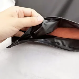 Clothing Packaging Self Sealing Shirt Clothes Zip Lock Bag Ziplock Plastic Zipper Frosted Clothing Bags