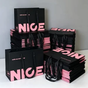 Custom Eco Friendly Pink Luxury Clothing Garment Craft Paper Bags Handles Retail Promotional Shopping Gift Packaging Your Own