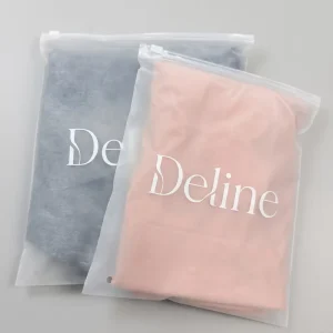 Custom Logo Frosted CPE Zipper Bag for Clothing Garment Apparel Clear Matte Resealable T Shirt Pants Zip Lock Packaging Polybag