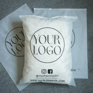 Custom Logo Luxury Garment Bag Transparent Zipper Lock Packaging Polyethylene Garment Material Zipper Bag Plastic Bag