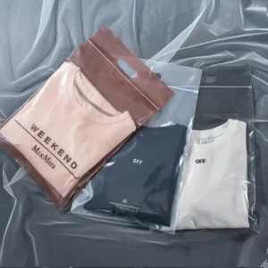 Custom Logo Printing Handle Mylar Packaging Aluminum Silver Matte Packing Clothing Waterproof Plastic Handle Bag