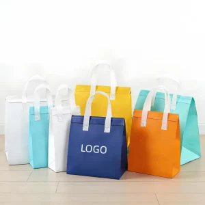Custom Non Woven Aluminum Foil Insulated Food Delivery Bag Waterproof Thermal Takeaway Packaging Tote with Logo