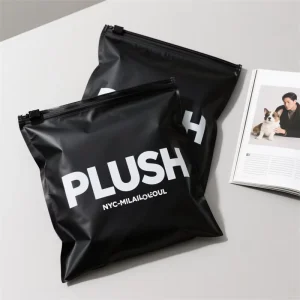 Custom Printed Composite Aluminum Plated Plastic PE Zipper Bag Matte Black Moisture Dust Proof Garment Packaging Pouch