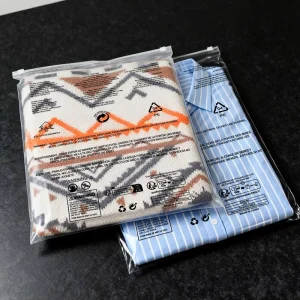 Custom Screen Printed LDPE Recyclable Self Sealing Ziplock Bags for Socks Garments with Clear Matte Frosted Plastic Zipper Top