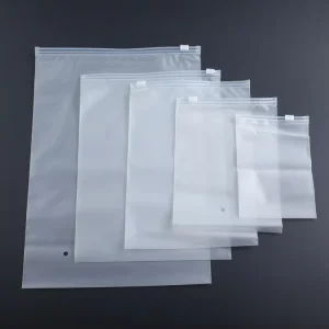 Custom Transparent Polypropylene Ziplock Clothing Packaging Bags in Multiple Sizes for Apparel Storage