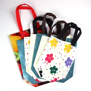 Customized High Quality Folding Reusable Fabric Packing Handle Eco friendly Tote Packaging Non woven Bag