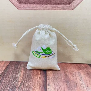 Eco Friendly Cream Color Cotton Bags Pouch Sustainable Stylish for Packaging Food Candles Recyclable Screen for Craft Dust