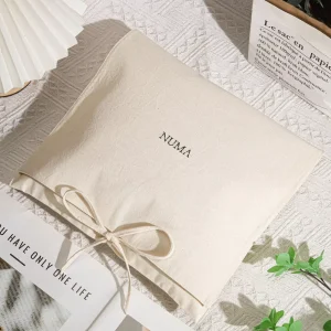 Eco-Friendly Organic Cotton Envelope Packing Bag for Dress T Shirt Natural Reusable Clothes Lingerie Storage Cotton Dust Bag