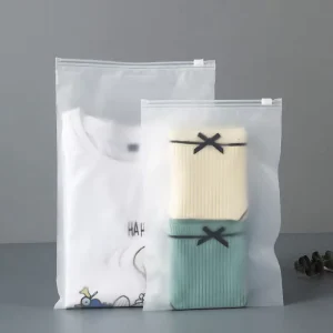 Factory Printed Logo Zipper Packaging Bags Custom Matte Frosted Plastic Packaging Zipper Bags for Clothes Packaging