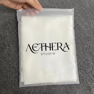 Frosted Zipper Bag for Clothing Custom Printed Apparel Ziplock Bag PE Plastic Garment Packaging Bag for T shirt Pants Hoodie