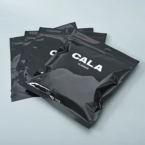 Garment Packaging Bag Custom Print Mylar Bag Smell Proof Ziplock Mylar Bag for Clothing