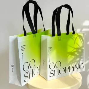 Green Gradient Recyclable English Laminated Non Woven Tote Bag Custom Clothing Store Packaging Gift Bag