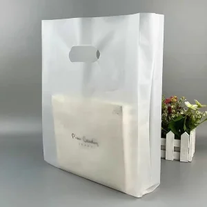 HDPE Transparent Frosted Durable Lightweight Heat Resistant Recyclable Screen Printed Fashion Shopping Bags Hand Length 100pcs