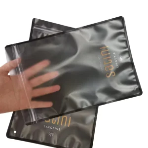 Laminated Clothing Packaging Ziplock Bag No Hole Resealable Zipper Bag for Clothes