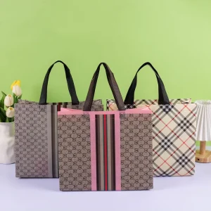 Laminated Non Woven Fabric Zipper Closure Tote Bag Blank Clothing Three Dimensional Customizable Size Packaging Printed