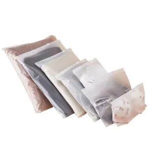 Low Moq Frosted Matte Printing Custom Resealable Garment Clothes Cosmetic Make up CPE Plastic Slider Zipper Poly Bag