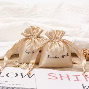 Luxury Small Satin Drawstring Pouch Custom Flexography Logo for Jewelry Gift Packaging Luxury Textile Packaging Bags