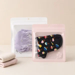 Manufacturer Custom Resealable Ziplock Bag Fashion Clothing Package Composite Garment Bag Laminated Pouch