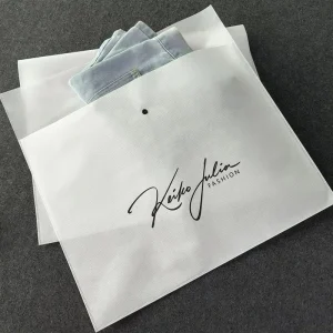 Non Woven Bag Custom Logo Printed Eco friendly Non Woven Packaging Bag for Tshirt Jacket Hoodies