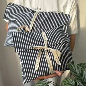 Organic Cotton Recyclable Packaging Bags for Womens Clothes and Socks Storage with Envelope Design