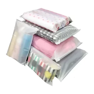 PE Frosted Packaging Bag Horizontal Design Reusable Sealable Zipper Plastic Bag Suitable for Textiles