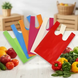 Recyclable Non Woven T Shirt Bags Biodegradable Eco Friendly Silk Screen Printed Shoulder Strap Medium Size Customized