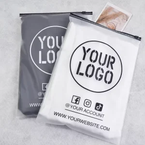 Reusable Hoodie Tshirt Swimwear Resealable Ziplock Packaging Custom Poly Bag for Clothing Plastic Frosted Black Zipper Bag