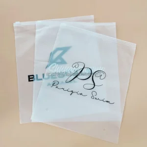 Reusable Packing Bag PE Zipper Bag for Clothing Packaging