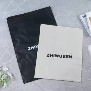 Bespoke Badge Garment Bag Humidity Resisting Dirt Shielding Chinese Crafted for Linen Store