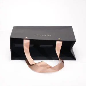 Biodegradable Eco Friendly Paper Bags Custom Size Logo Print Dress Packaging Shopping Gift Bag With Handle