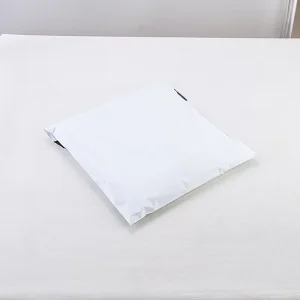 Biodegradable Large Cornstarch Mailing Postage Bags Recyclable Mailer Bag Custom Envelope Packaging Custom Logo ROHS Certified