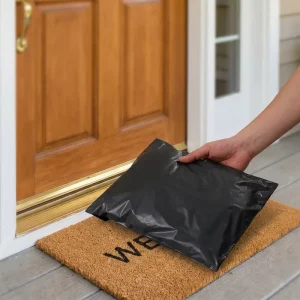 Black Poly Material Heavy Duty Waterproof Customizable Shipping Bag for Clothing and Cosmetics