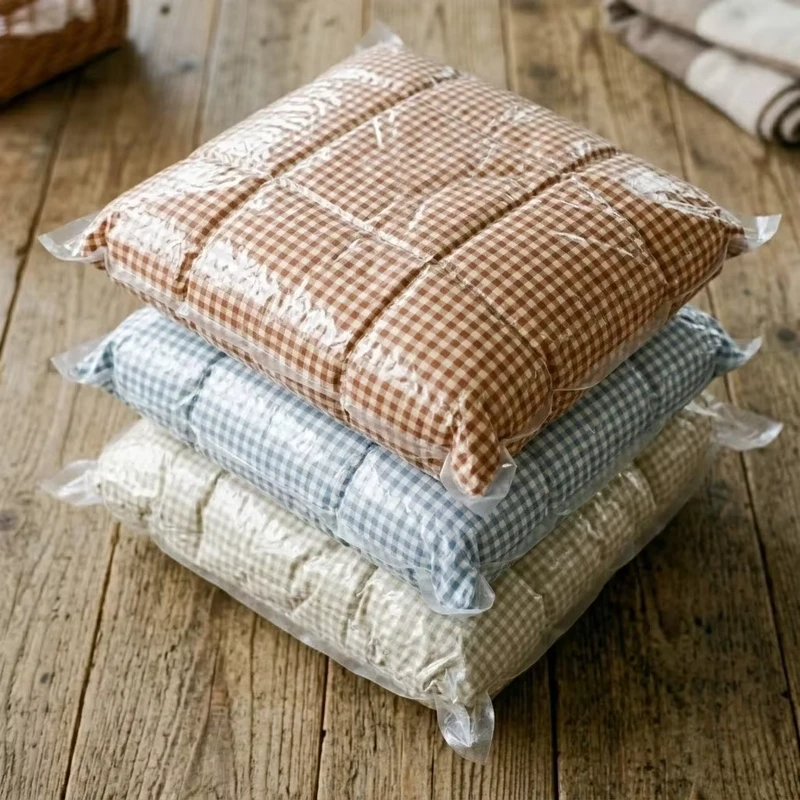Compact Quilt Storage Solution Reusable Heat Sealing Vacuum Bags with Strong Seal