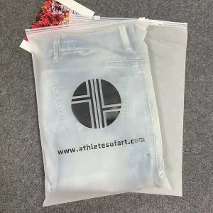 Custom Apparel Plastic Zipper Packaging Bags With Logo Clothes Packaging Bags EVA Eco Friendly Frosted Plastic Bag