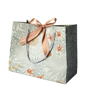 Custom Christmas Gift Bags with Logo Shopping Bag Hard Paper Bag