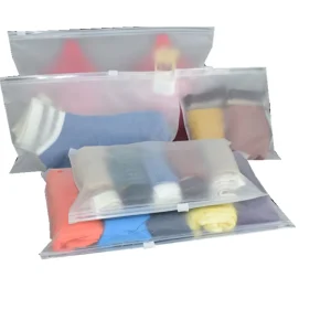 Custom Eco Friendly Waterproof Clear Zipper Plastic Clothing Bags Resealable Poly Bag with Logo for Apparel Packaging
