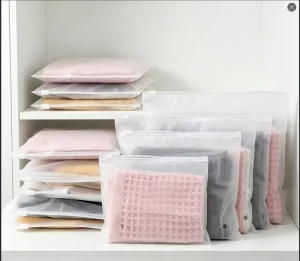 Custom Gravure Printed Transparent Frosted Reusable PE Zip Lock Apparel Packaging Resealable Clothing Bags