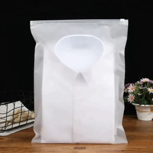 Custom Gravure Printing Frosted Plastic PE Shrink Bag Resealable Moisture Proof 0.08mm Thickness for Shirt Packaging and Display