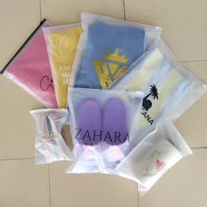 Custom Logo High-quality Frosted Matte Zipper Bag Printed Plastic Packing Bags for Clothing Garment Package