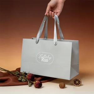 Custom Logo Silver Paper Bags Luxury Package Bag for Business Ribbon Handle Paper Bags Eco Friendly Paper Bags