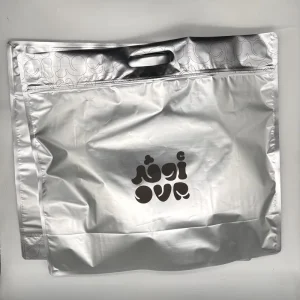 Custom Logo Silver Zipper Bag with Handle Matte Finish T Shirt Plastic Packaging Bags