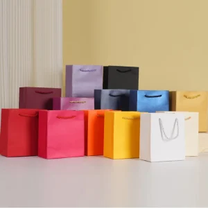 Custom Printed Brand Logo Packaging Paper Bag with Handle White Black Shopping Gift Paper Bags