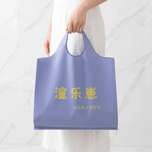 Custom Printed Plastic Bags for Branded Apparel Integrated Vest Handle Design Durable Pouches for Clothing Shopping