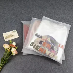 Custom Transparent Clothes Zipper Plastic Bag Reusable T-shirt Clothes Packaging Zipper Bags Printed Logo