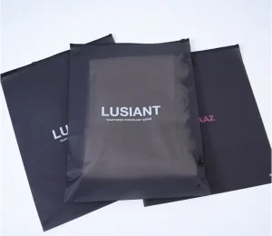 Custom Your Own Logo Recycled Pouches Frosted Apparel Ziplock Shipping Clothing Packing Bag Plastic Bags Zipper Poly