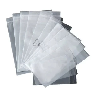 Customised Shape Polybag Custom Logo Printing Packaging Bag Clothing Eco Friendly Polybag for Garment