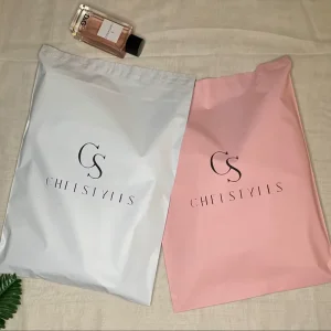 Customizable Poly Mailer Bags Recyclable Waterproof Shipping Bags with Logo for Apparel and Retail