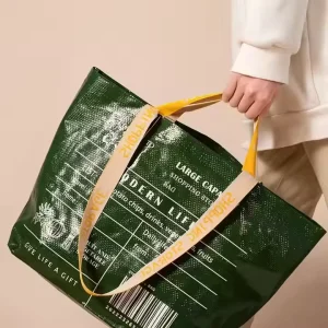Customized Eco-Friendly Recycled Big PP Woven Tote Shopping Bag Medium Size with Letter Pattern for Daily Use