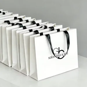 Customized Gold Foil Matte Embossed Laminated Paper Bag Logo Large Medium White Gift Sturdy Paper Clothing Store Shopping Bag