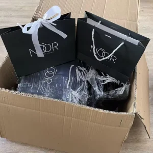 Customized Logo Printed Cardboard Packaging Bags Cardboard Paper Bags With Handle Black Paper Clothing Packaging Gift